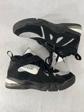 Load image into Gallery viewer, Nike Air Force Max Size 10
